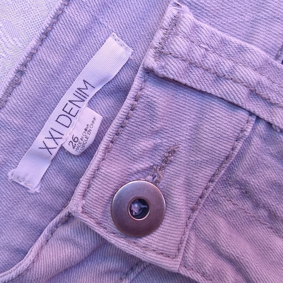 Size 26: XXI DENIM: LIGHT GREY - Picture 2 of 6